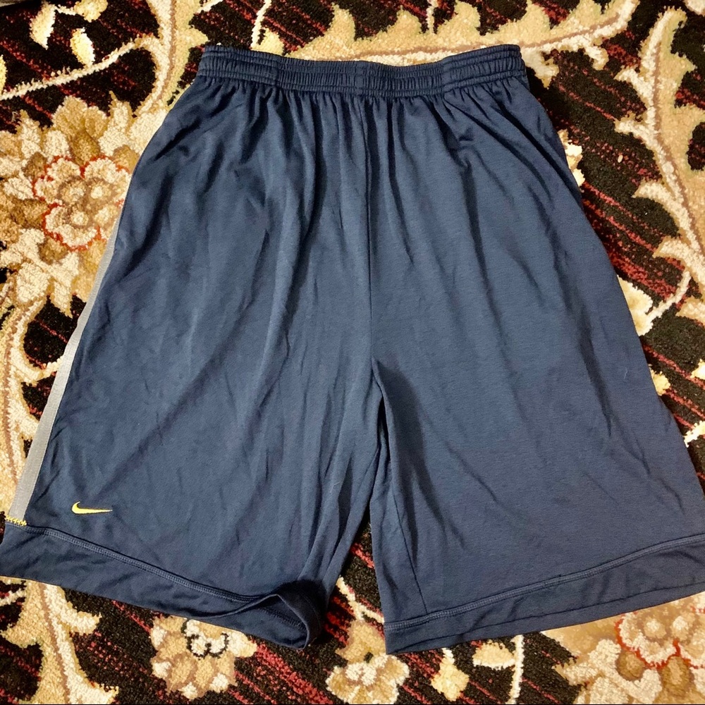 NIKE Basketball Shorts Navy and Gray EUC